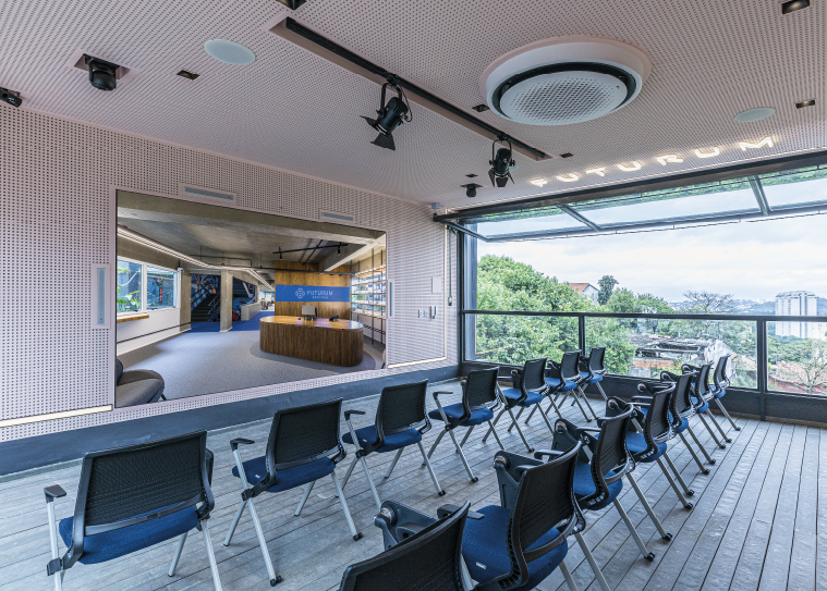 sala-de-reuniao-futurum-cow
